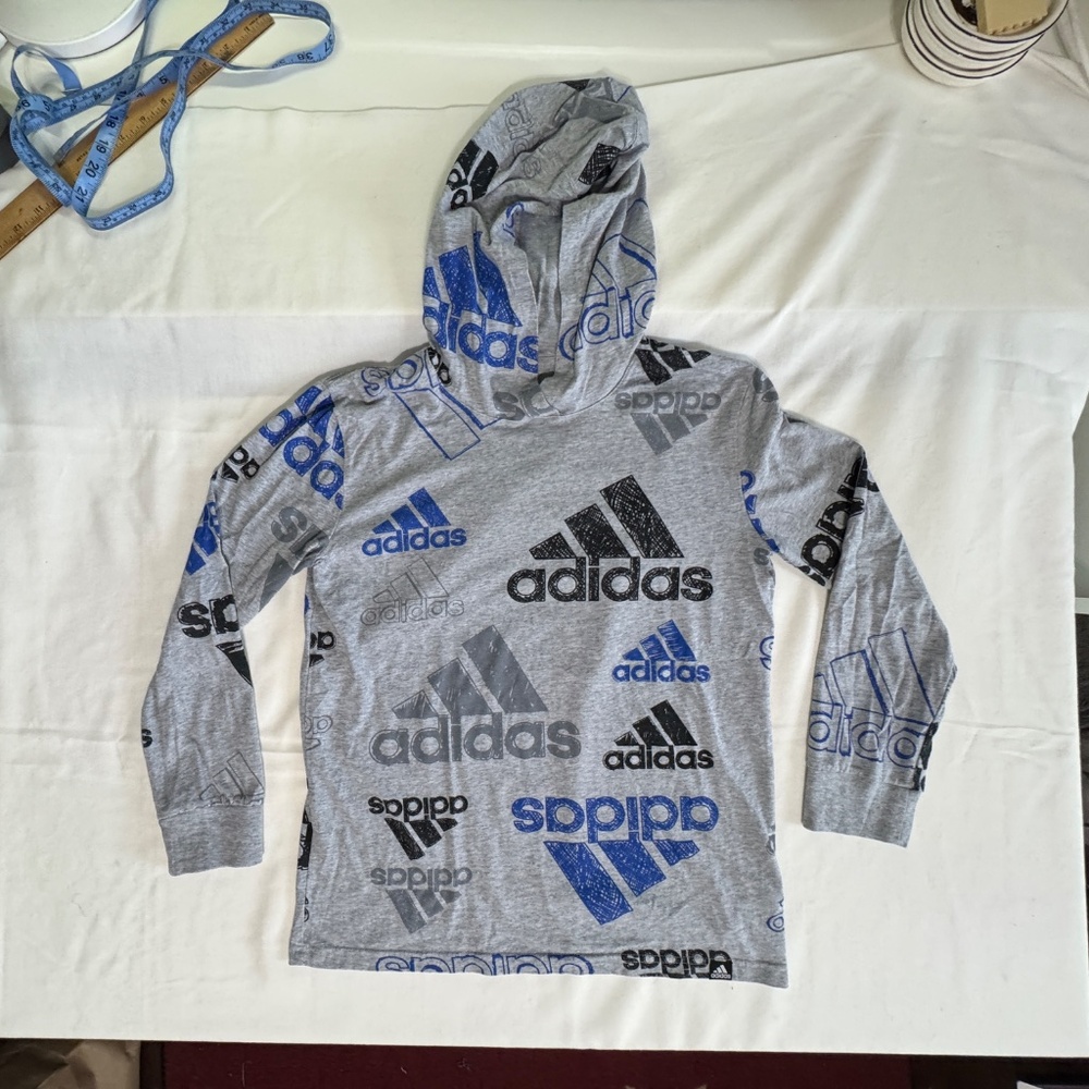Boys Adidas Hoodie T-Shirt Lightweight Size Medium Grey Graphic Logo Print